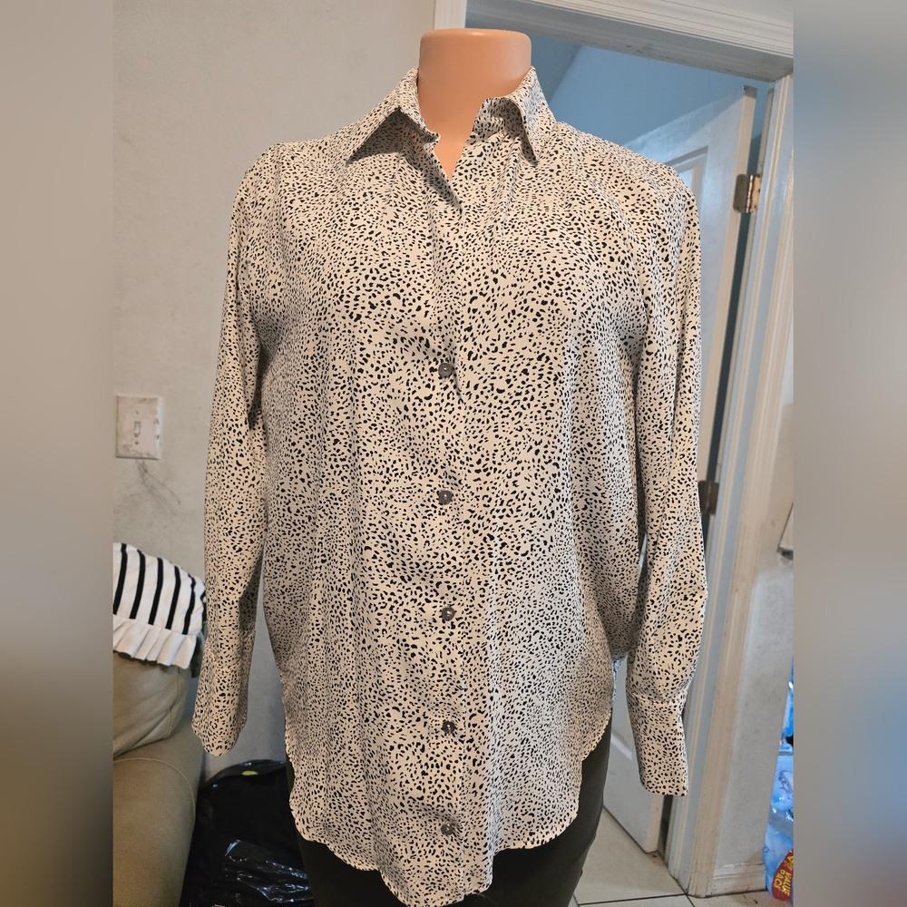 Zara Black and White Casual Button Down Shirt For Women